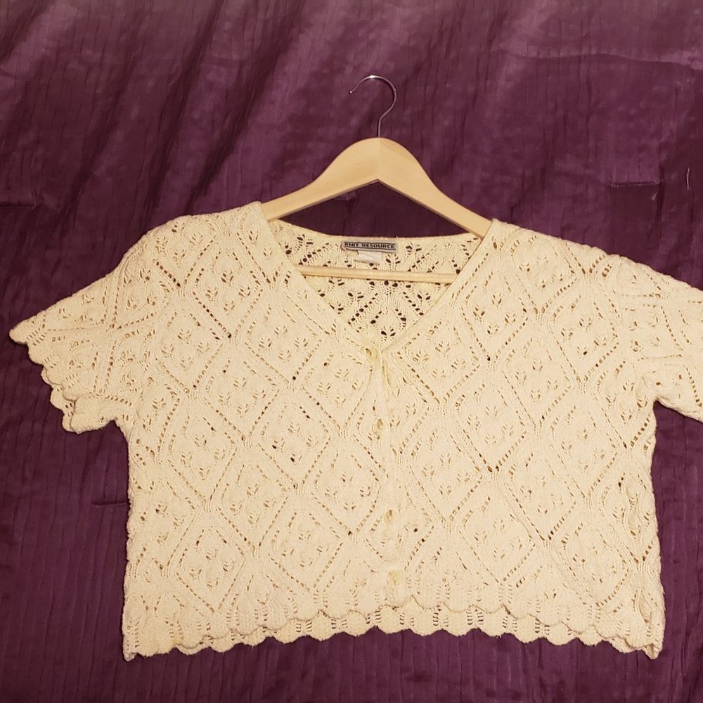 Vintage knitted crop jacket for Spring.